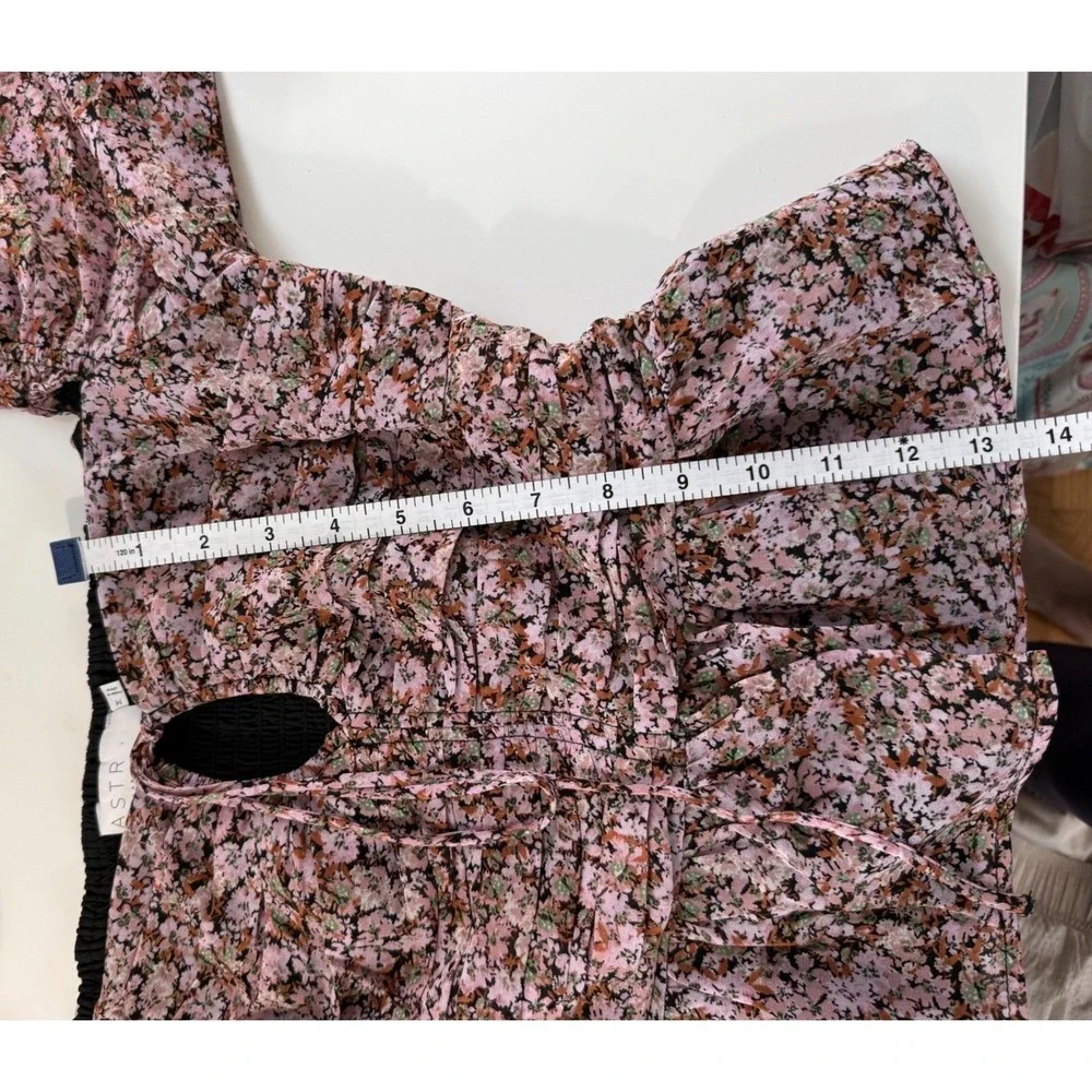 ASTR the Label‎ Floral Peplum Blouse Smocked Square Neck Dark Romance NWT Med
